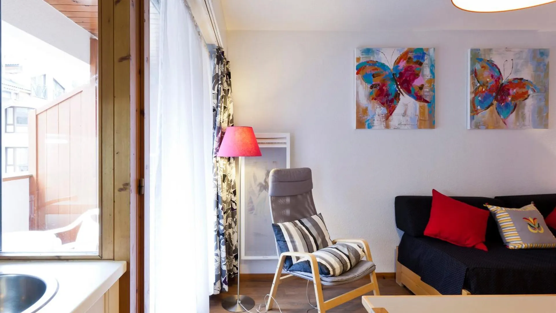 Apartment Studio Avec Balcon Sud Et Wifi Au Centre De Brides-Les-Bains, Proche Thermes Et Telecabine - Fr-1-512-54 France
