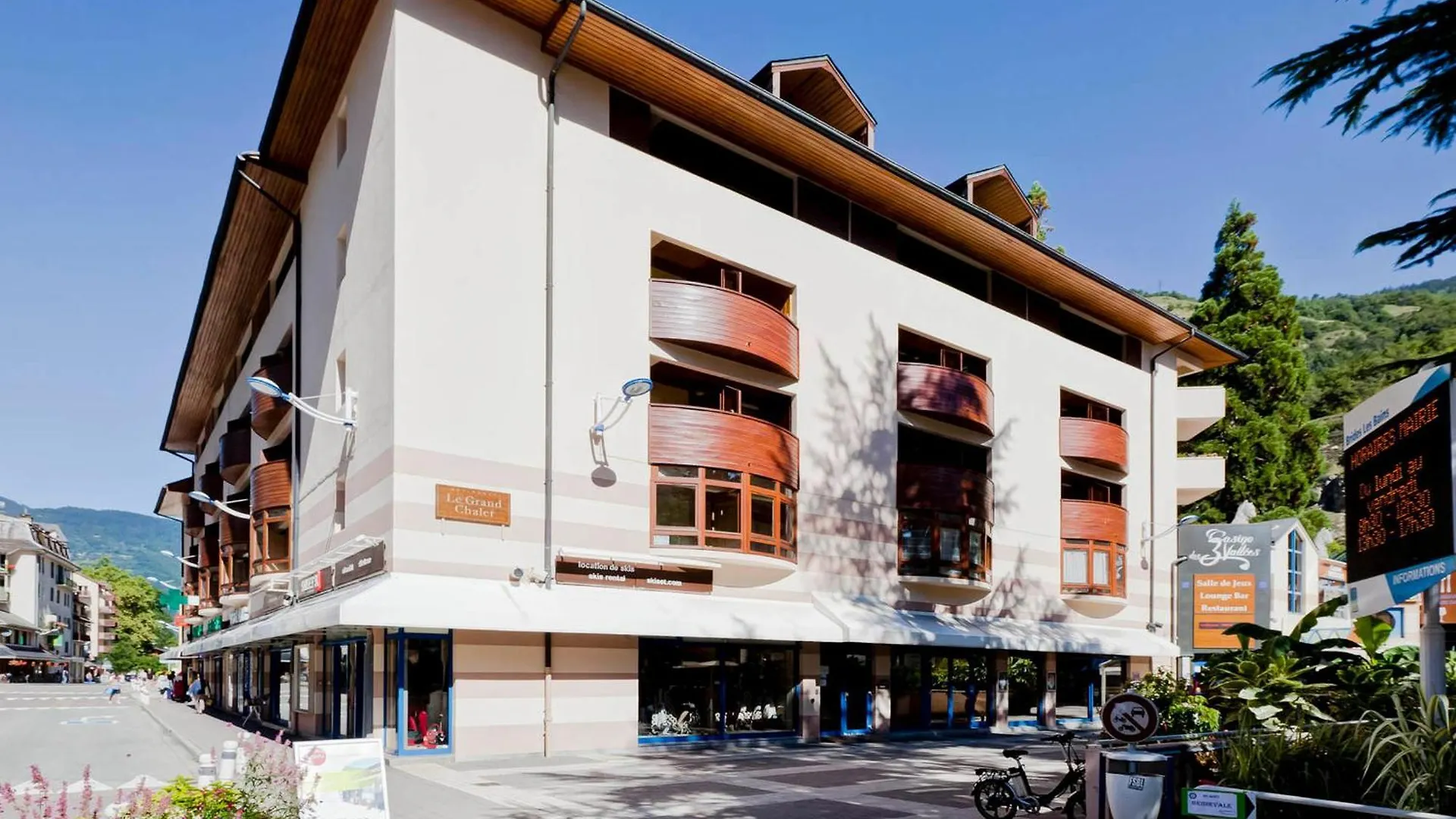 Studio Avec Balcon Sud Et Wifi Au Centre De Brides-Les-Bains, Proche Thermes Et Telecabine - Fr-1-512-54 France