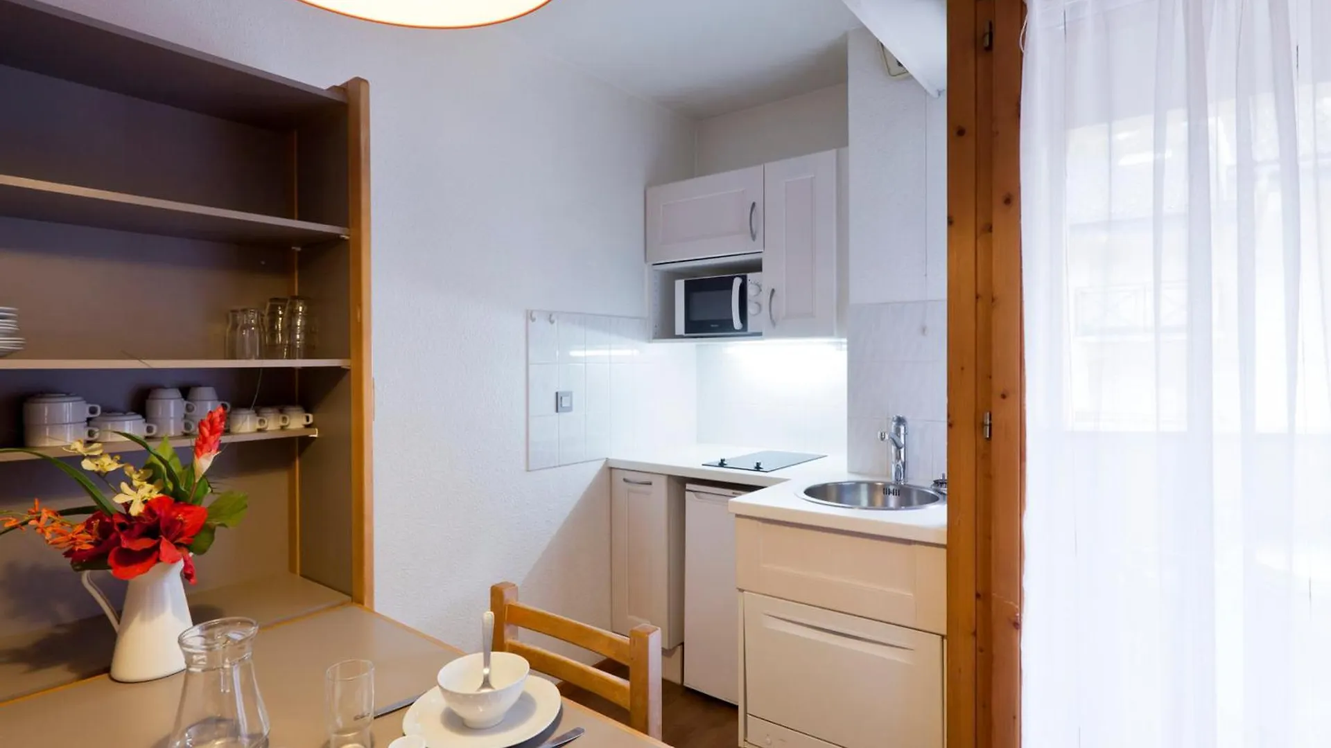Studio Avec Balcon Sud Et Wifi Au Centre De Brides-Les-Bains, Proche Thermes Et Telecabine - Fr-1-512-54 0*, Brides-les-Bains France