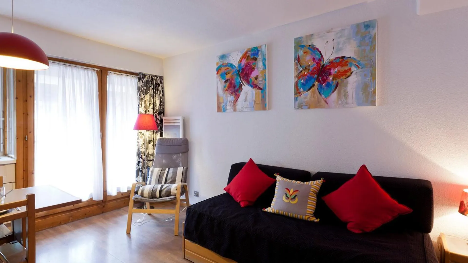 Studio Avec Balcon Sud Et Wifi Au Centre De Brides-Les-Bains, Proche Thermes Et Telecabine - Fr-1-512-54 Apartment Brides-les-Bains